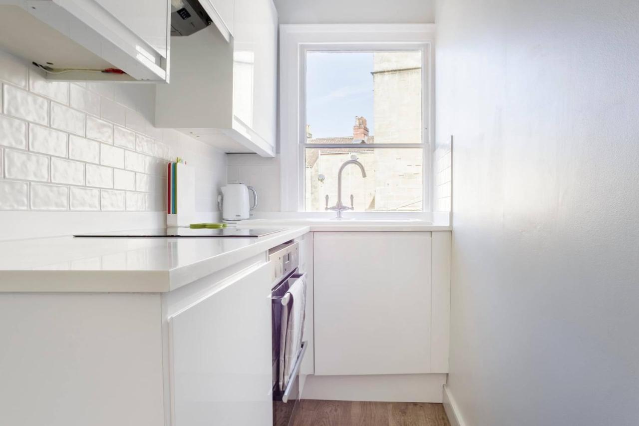 The Apartment, Bath Buitenkant foto